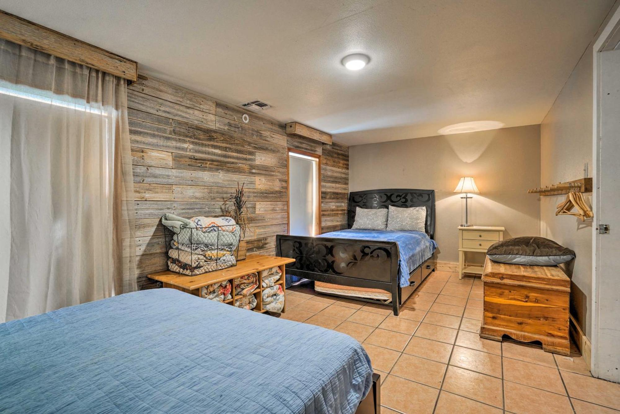 Waterfront Guadalupe River Lodge Home With Dock! Сегин Экстерьер фото