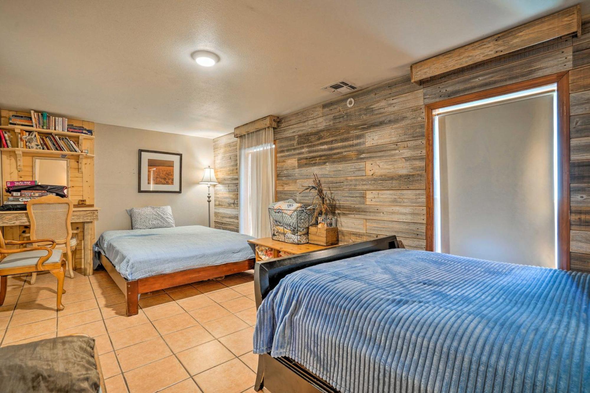 Waterfront Guadalupe River Lodge Home With Dock! Сегин Экстерьер фото